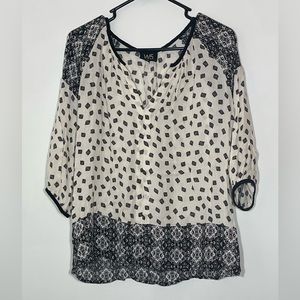 Cream/Black pattern blouse